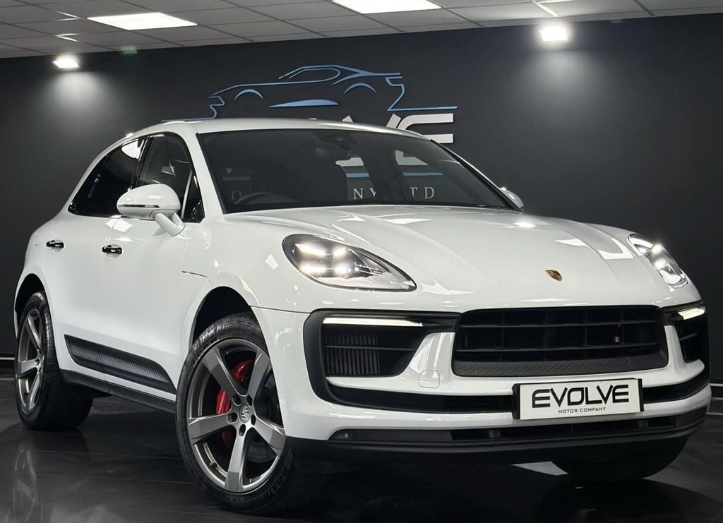 Used Porsche Macan 2022 for sale - 76610235: Photo 1