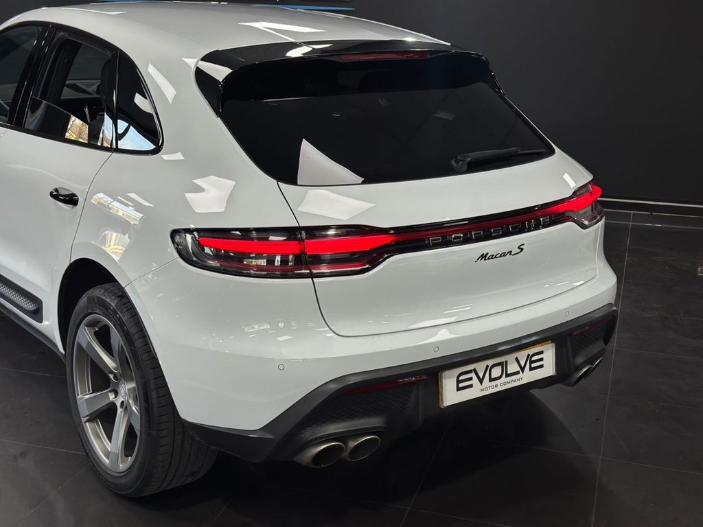 Used Porsche Macan 2022 for sale - 76610235: Photo 13