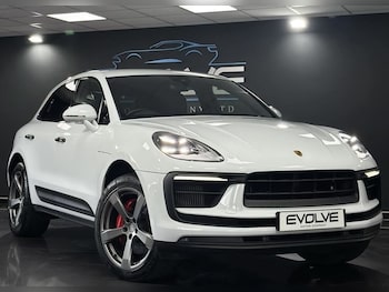 Used Porsche Macan 2022 for sale - 76610235: Photo