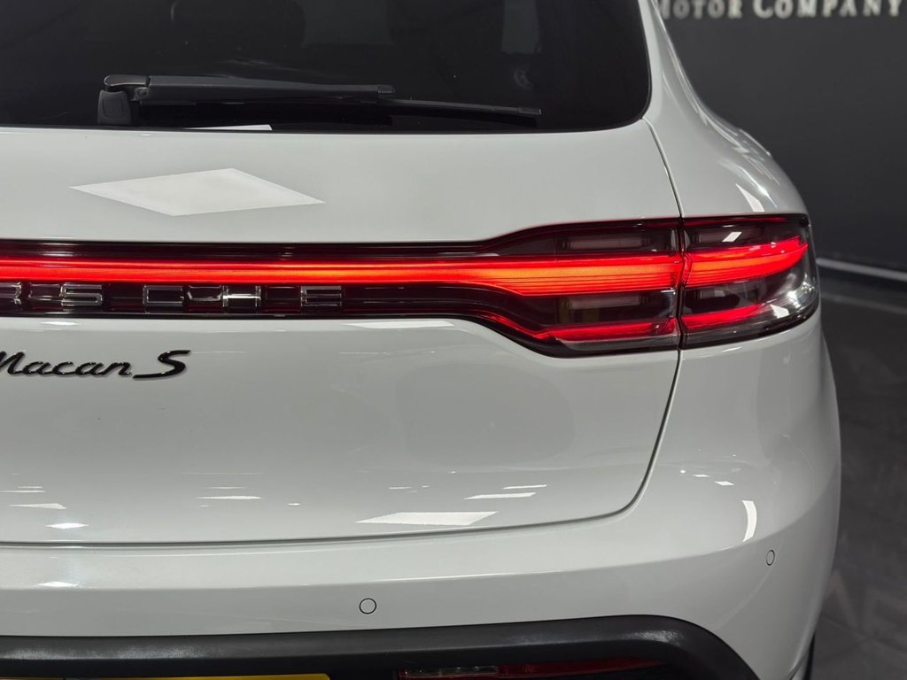 Used Porsche Macan 2022 for sale - 76610235: Photo 7