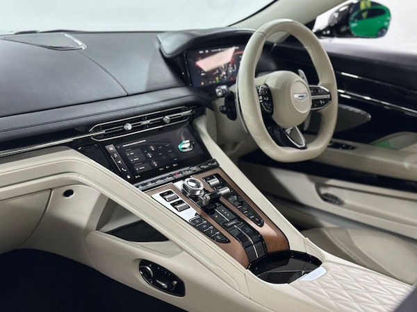 Used Aston Martin V8 2024 for sale - 75636473: Photo 16