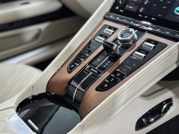 Used Aston Martin V8 2024 for sale - 75636473: Photo 19