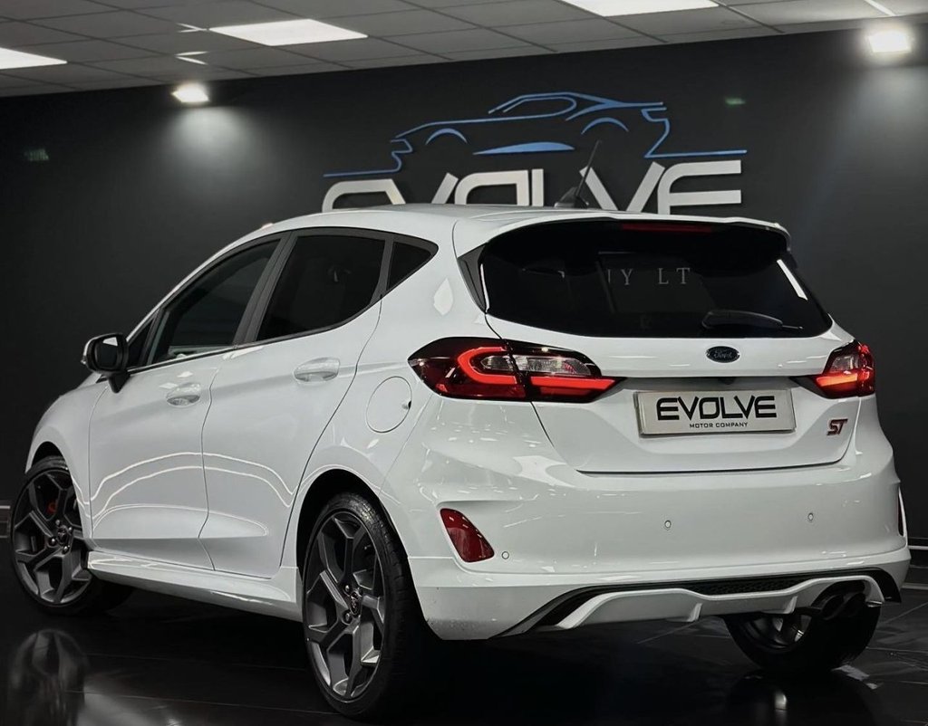 Used Ford Fiesta 2023 for sale - 76470611: Photo 2