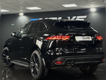 Used Jaguar F-Pace 2019 for sale - 78069023: Photo