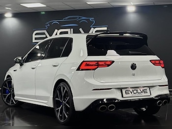 Used Volkswagen Golf 2023 for sale - 77483475: Photo