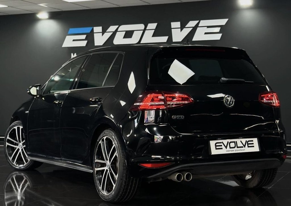 Used Volkswagen Golf 2014 for sale - 78068352: Photo 2