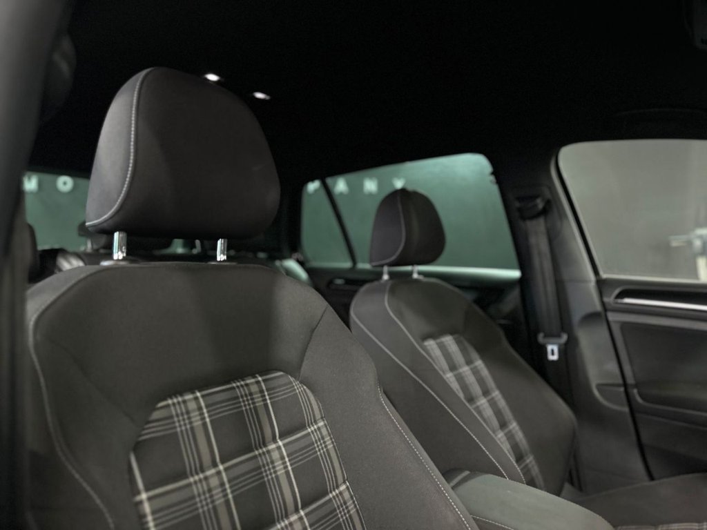 Used Volkswagen Golf 2014 for sale - 78068352: Photo 24