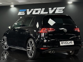 Used Volkswagen Golf 2014 for sale - 78068352: Photo