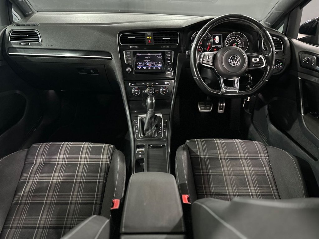 Used Volkswagen Golf 2014 for sale - 78068352: Photo 3