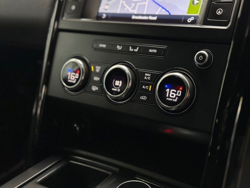 Used Land Rover Discovery 2017 for sale - 77056446: Photo 20