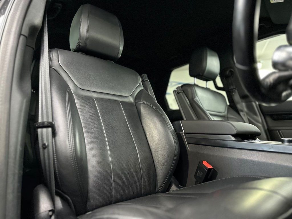 Used Land Rover Discovery 2017 for sale - 77056446: Photo 24