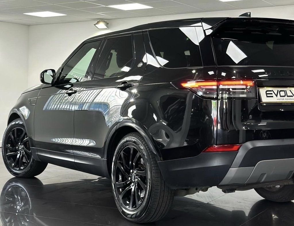 Used Land Rover Discovery 2017 for sale - 77056446: Photo 9