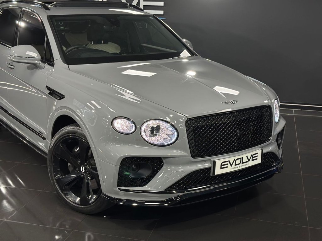 Used Bentley Bentayga 2023 for sale - 76520471: Photo 12