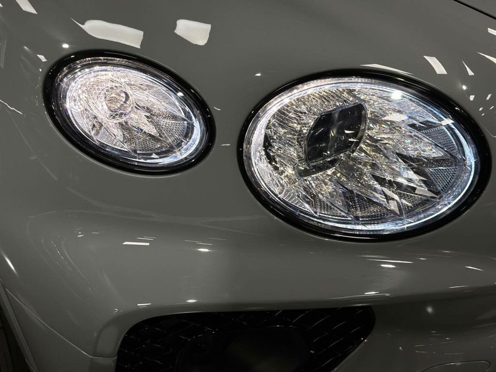 Used Bentley Bentayga 2023 for sale - 76520471: Photo 15