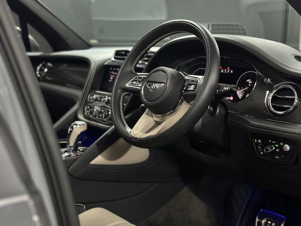 Used Bentley Bentayga 2023 for sale - 76520471: Photo 16