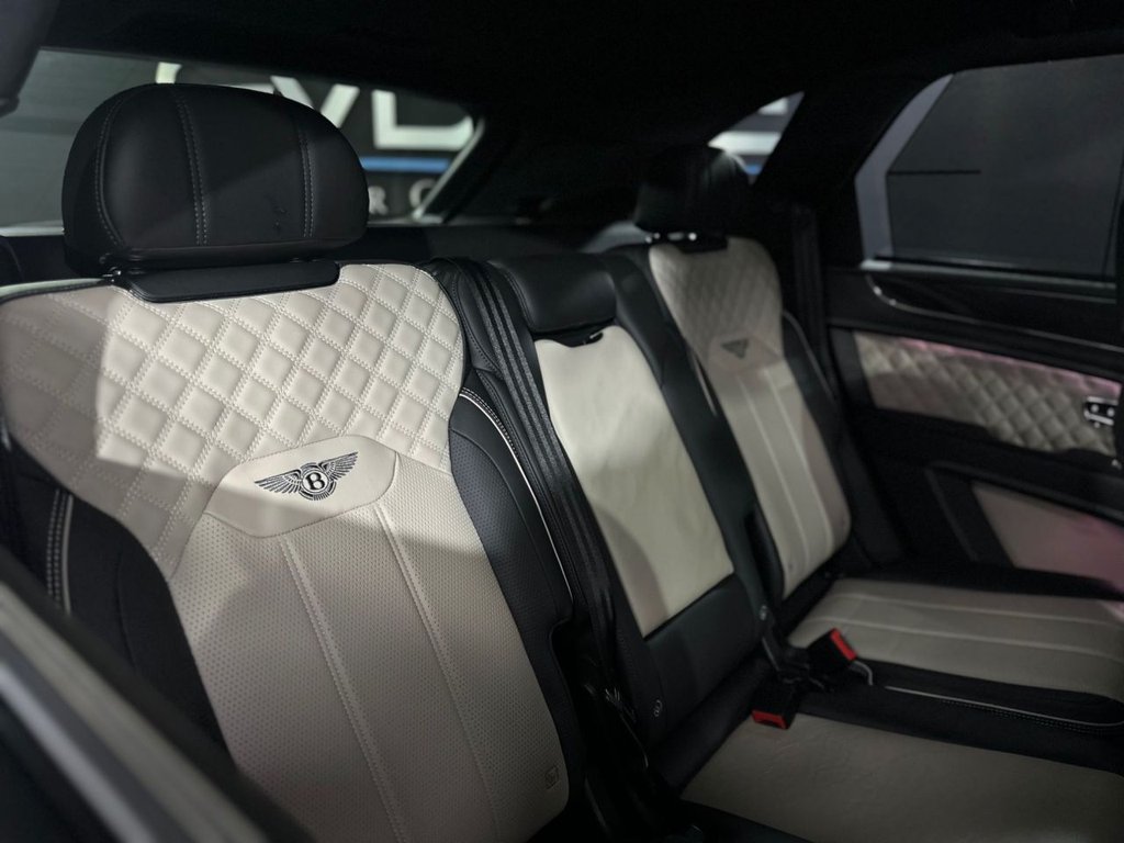 Used Bentley Bentayga 2023 for sale - 76520471: Photo 32