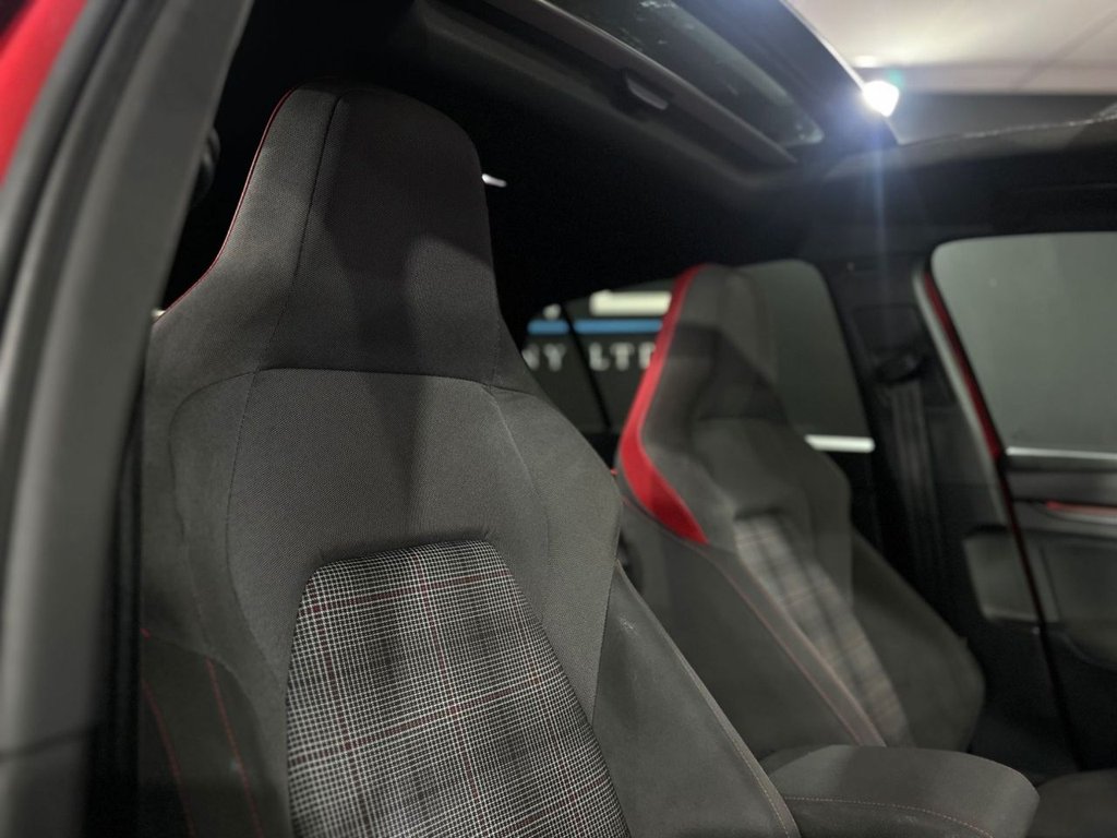 Used Volkswagen Golf 2021 for sale - 76934491: Photo 24