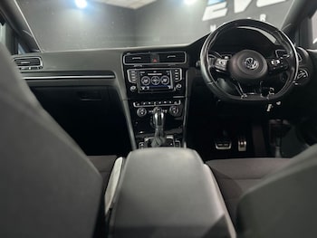 Used Volkswagen Golf 2016 for sale - 78726182: Photo