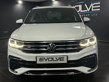 Used Volkswagen Tiguan 2023 for sale - 77193432: Photo