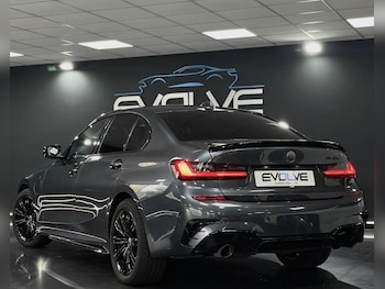 Used BMW 3 Series 2019 for sale - 76317219: Photo 2
