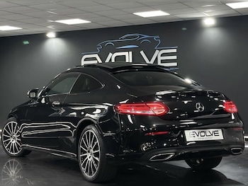 Used Mercedes-Benz C Class 2017 for sale - 76356694: Photo