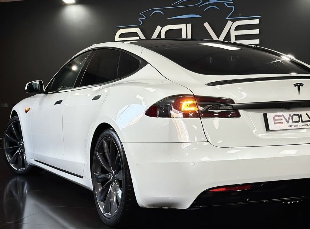 Used Tesla Model S 2018 for sale - 77236541: Photo 9