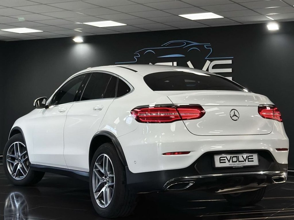 Used Mercedes-Benz GLC 2018 for sale - 76698743: Photo 2