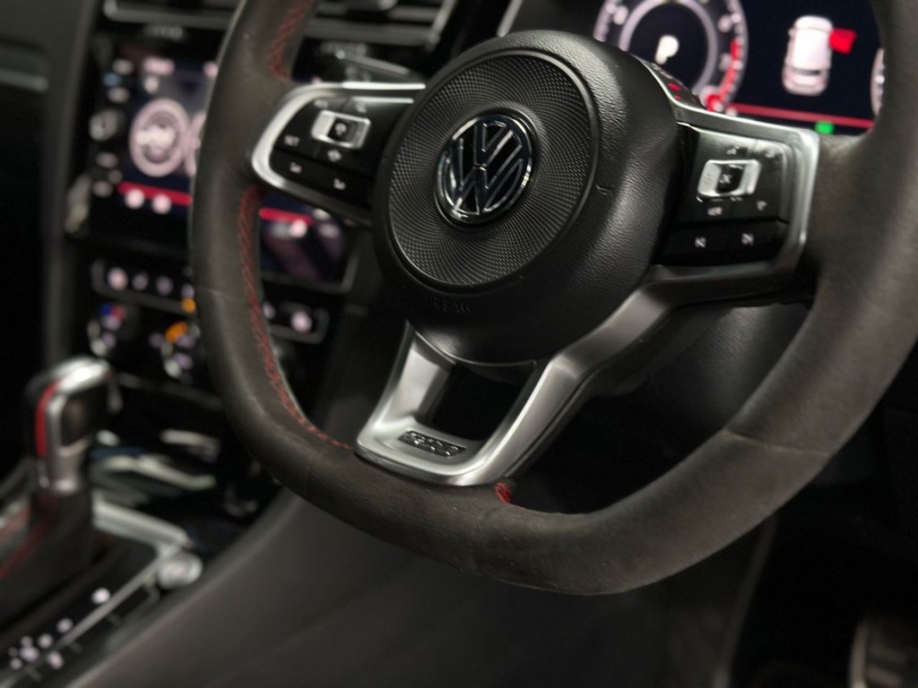 Used Volkswagen Golf 2019 for sale - 78068919: Photo 24