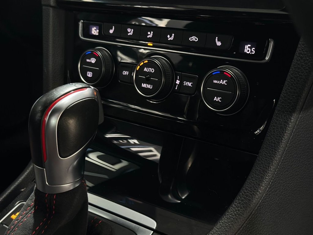 Used Volkswagen Golf 2019 for sale - 78068919: Photo 27