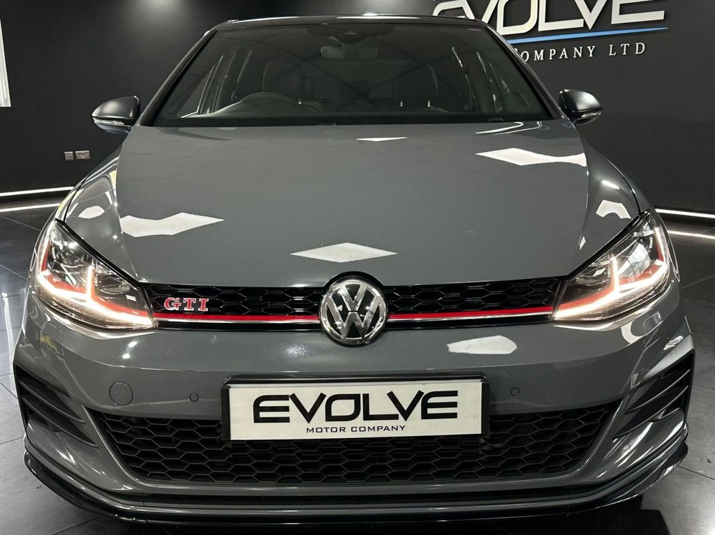 Used Volkswagen Golf 2019 for sale - 78068919: Photo 4