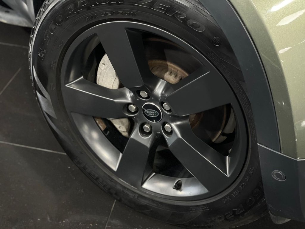 Used Land Rover Defender 2021 for sale - 77096413: Photo 17