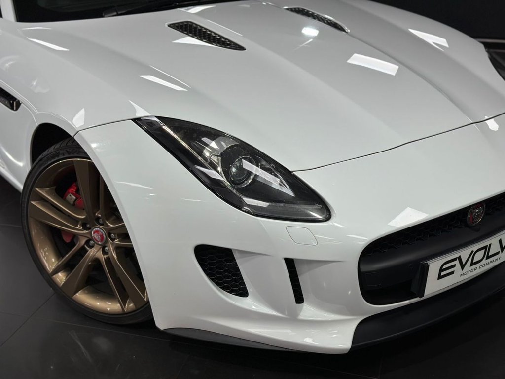 Used Jaguar F-Type 2016 for sale - 76417024: Photo 16