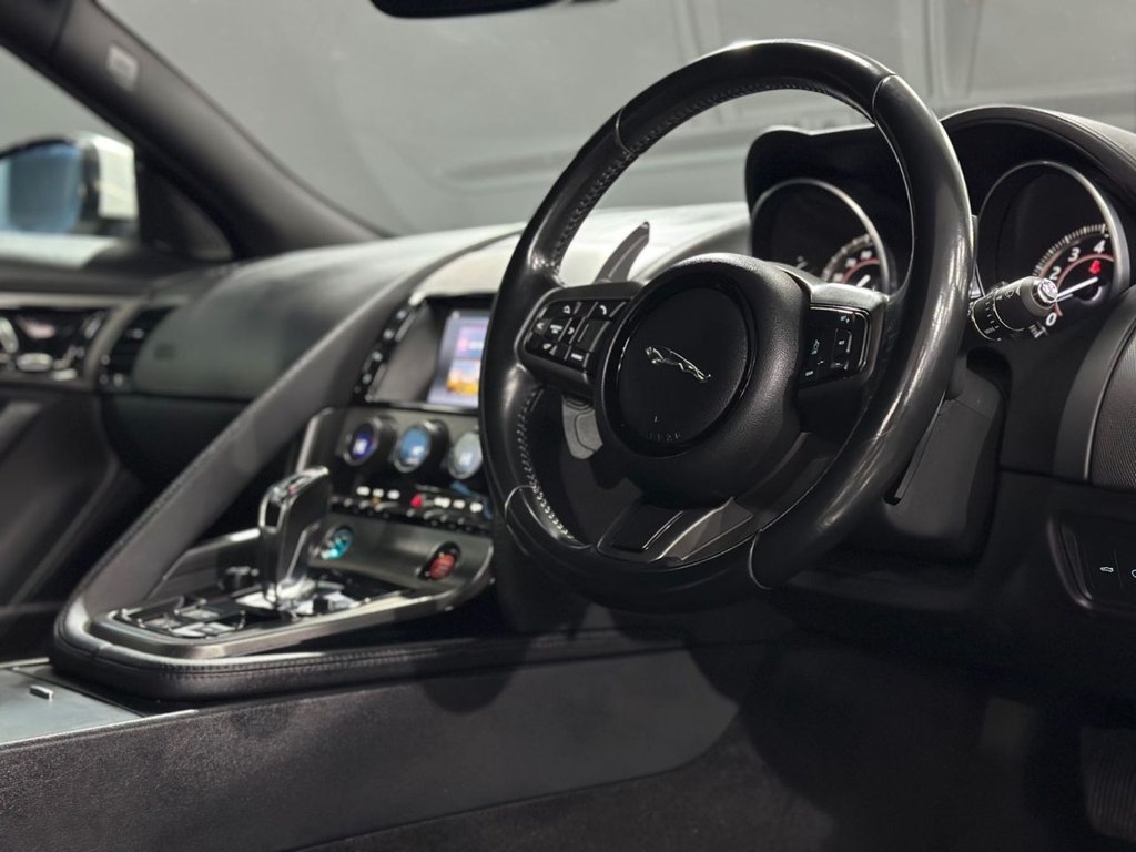 Used Jaguar F-Type 2016 for sale - 76417024: Photo 18