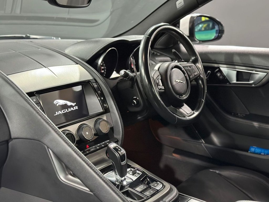 Used Jaguar F-Type 2016 for sale - 76417024: Photo 20