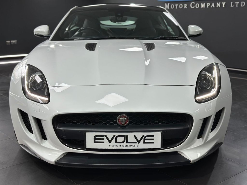 Used Jaguar F-Type 2016 for sale - 76417024: Photo 4