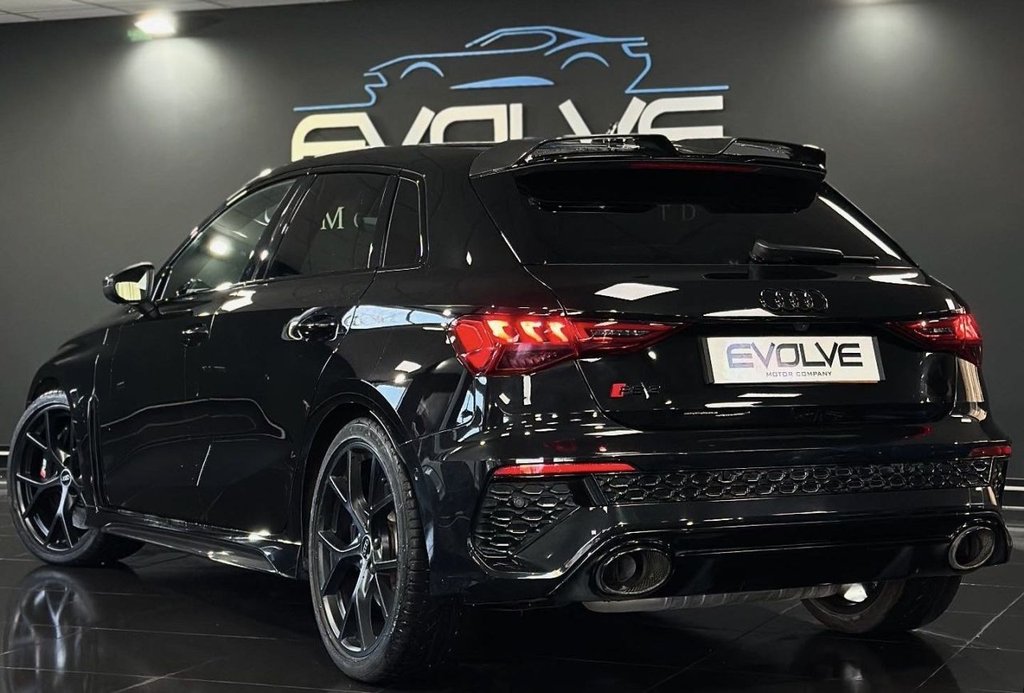 Used Audi RS3 2022 for sale - 76768787: Photo 2