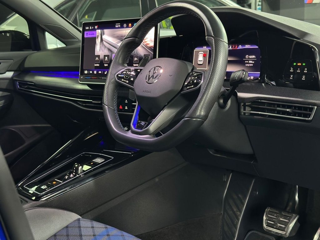 Used Volkswagen Golf 2025 for sale - 78030851: Photo 16