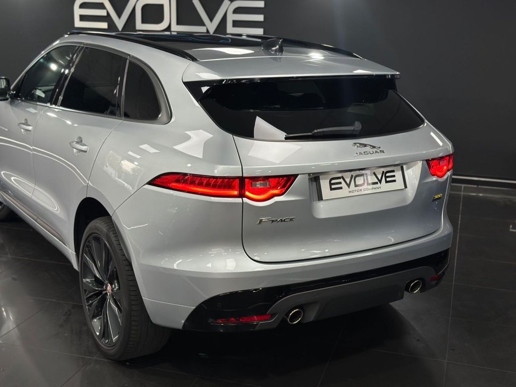Used Jaguar F-Pace 2020 for sale - 76092518: Photo 13