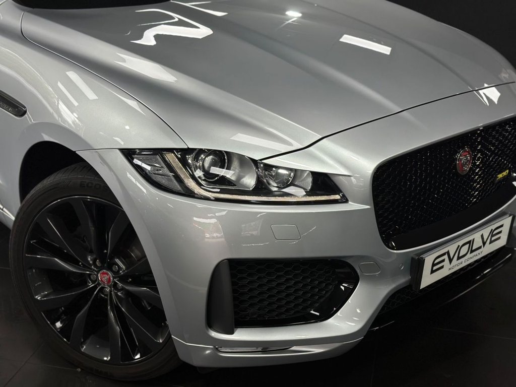 Used Jaguar F-Pace 2020 for sale - 76092518: Photo 16