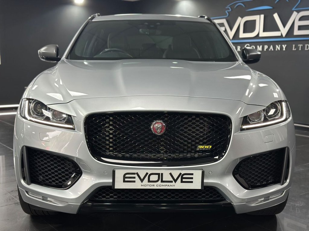 Used Jaguar F-Pace 2020 for sale - 76092518: Photo 4