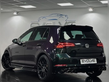 Used Volkswagen Golf 2019 for sale - 75642410: Photo