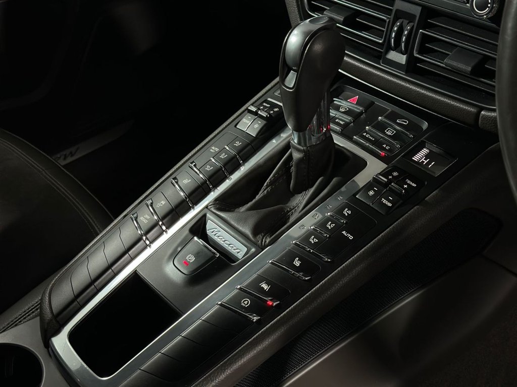 Used Porsche Macan 2019 for sale - 77546834: Photo 23