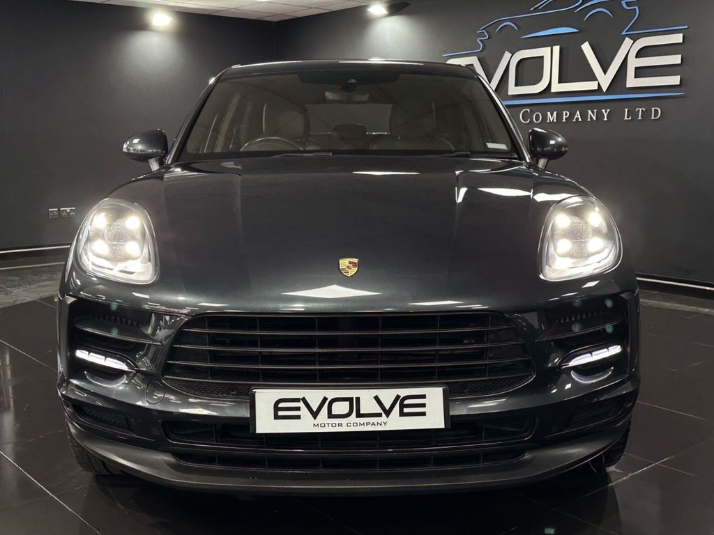 Used Porsche Macan 2019 for sale - 77546834: Photo 4