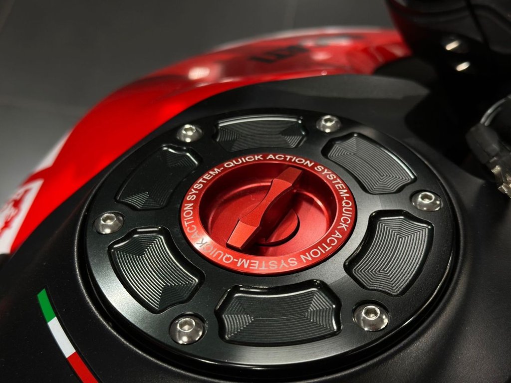 Used Ducati HYPERMOTARD 2021 for sale - 78401135: Photo 14