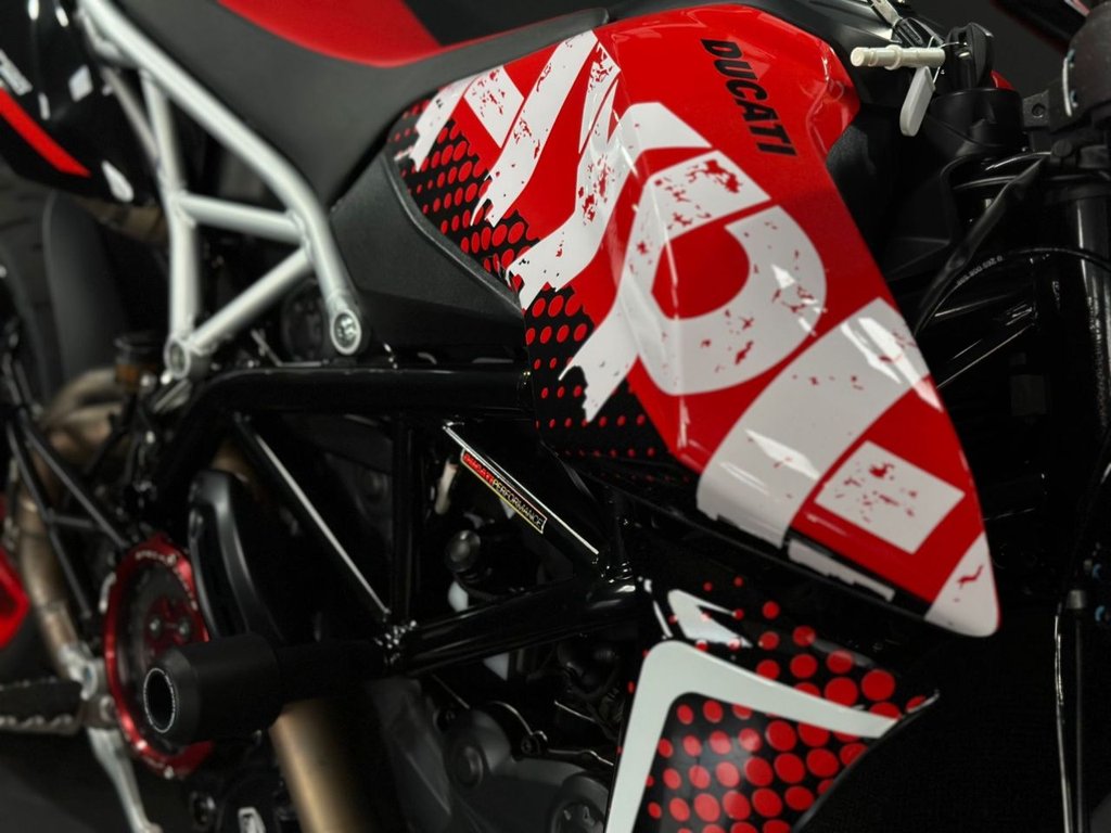Used Ducati HYPERMOTARD 2021 for sale - 78401135: Photo 7