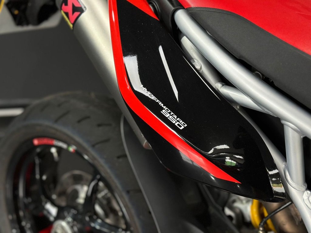 Used Ducati HYPERMOTARD 2021 for sale - 78401135: Photo 8