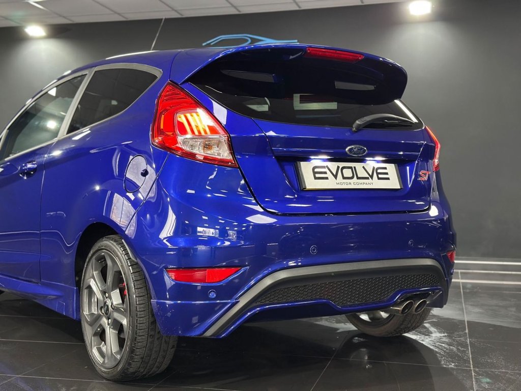 Used Ford Fiesta 2017 for sale - 76439302: Photo 15