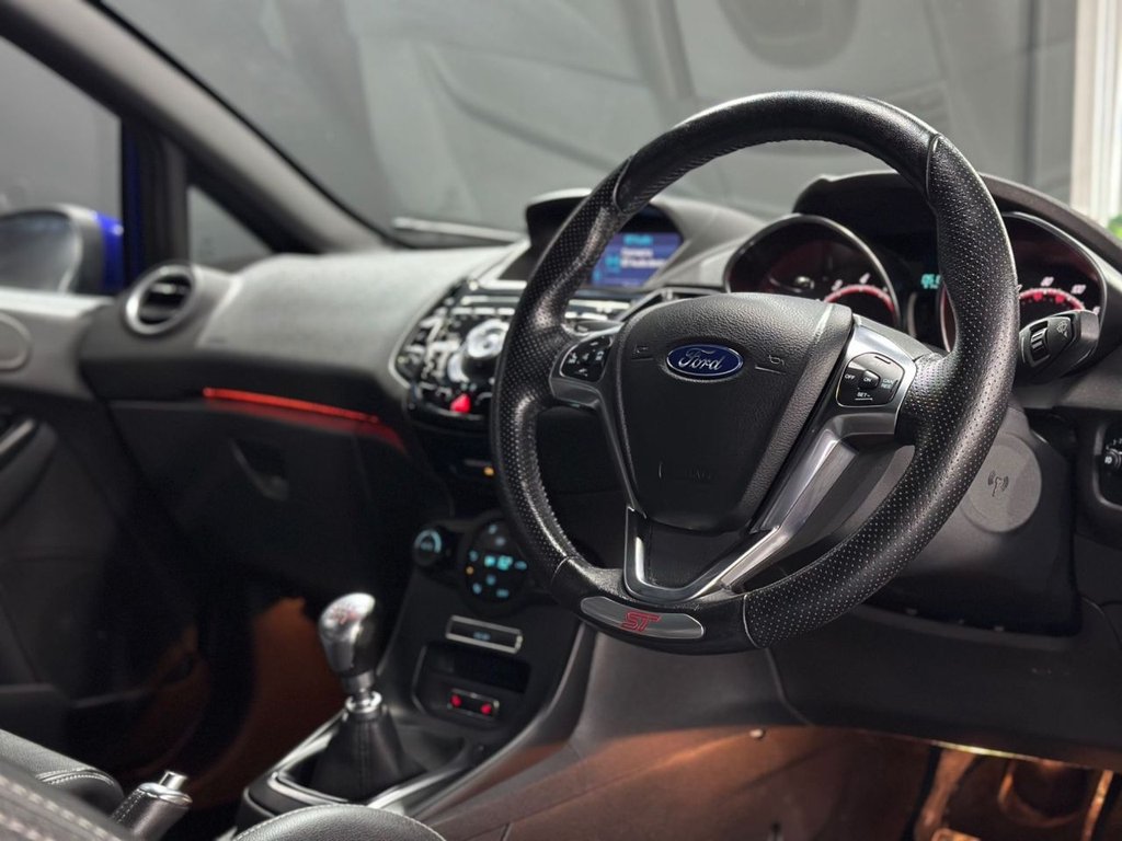 Used Ford Fiesta 2017 for sale - 76439302: Photo 18