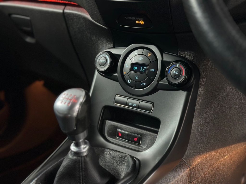 Used Ford Fiesta 2017 for sale - 76439302: Photo 23