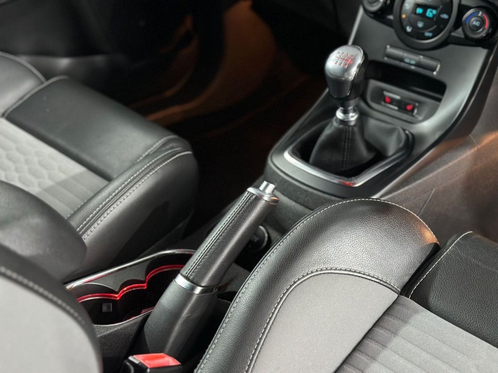 Used Ford Fiesta 2017 for sale - 76439302: Photo 24